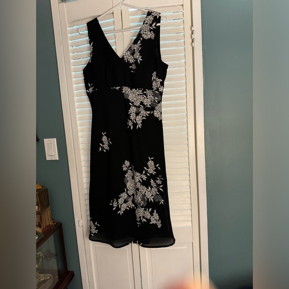 Summer Dress - Picture 2 of 2